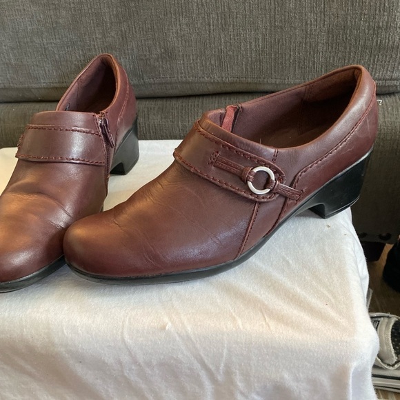 Ladies slip on Clark’s size 10 great pre-owned conditon - Picture 1 of 8